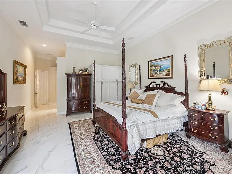 8742 Southern Breeze Dr — Photo 37