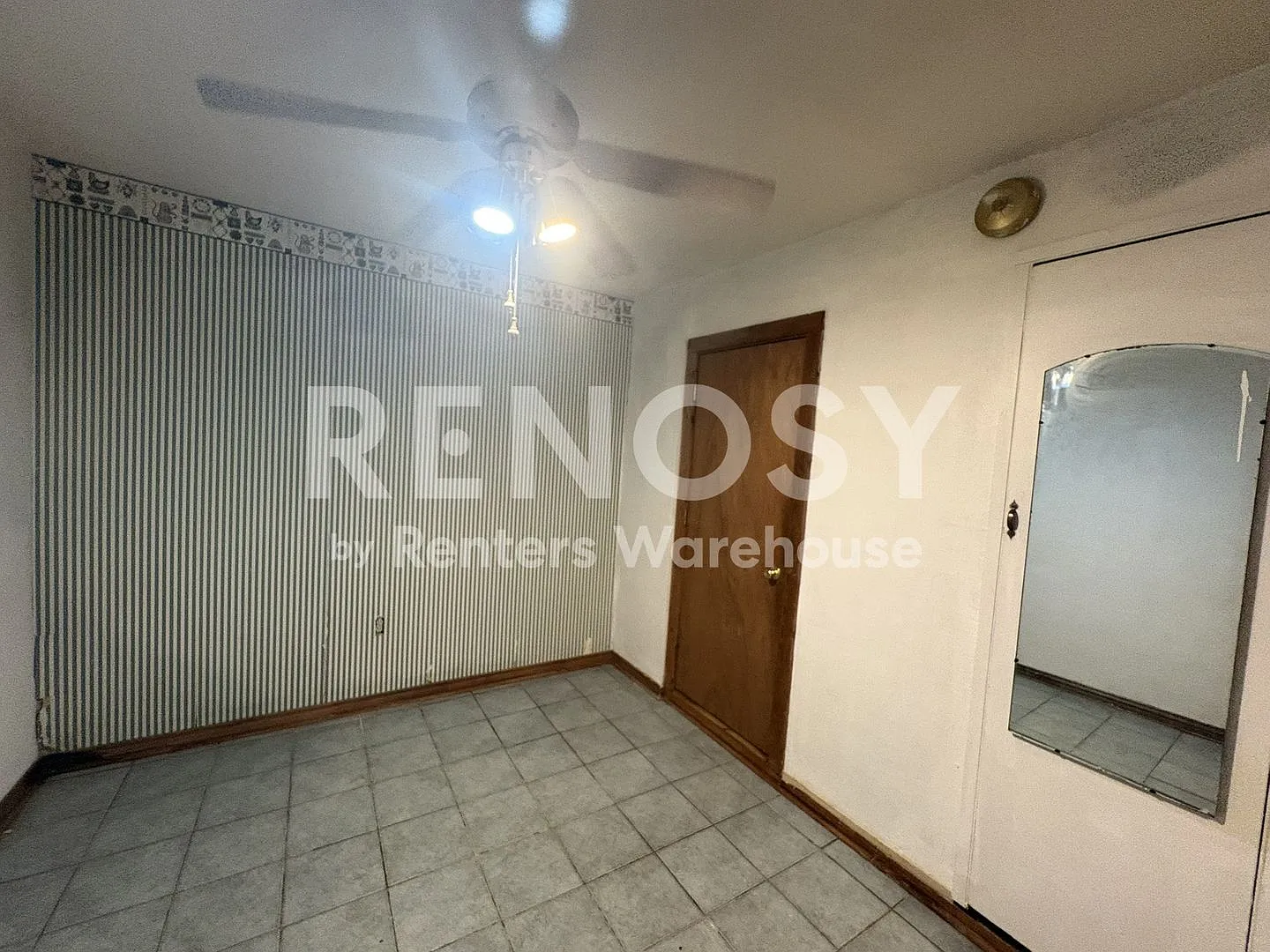 Great Location in South Arlington — Photo 3