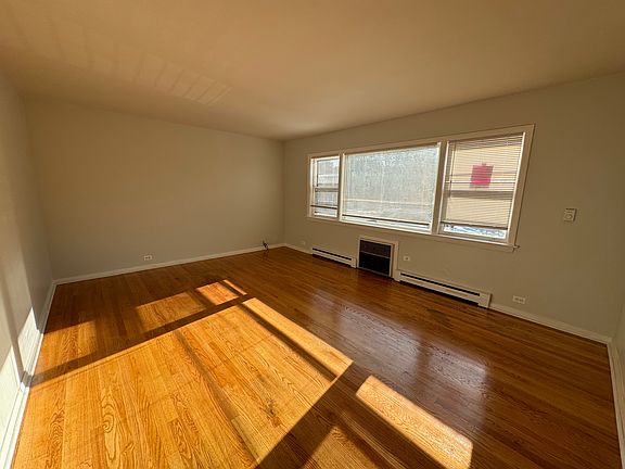 2nd image of 4117 Joliet Ave APT B