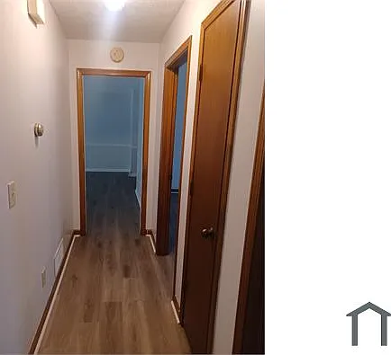 564 Creekwood Ct SE — Photo 3