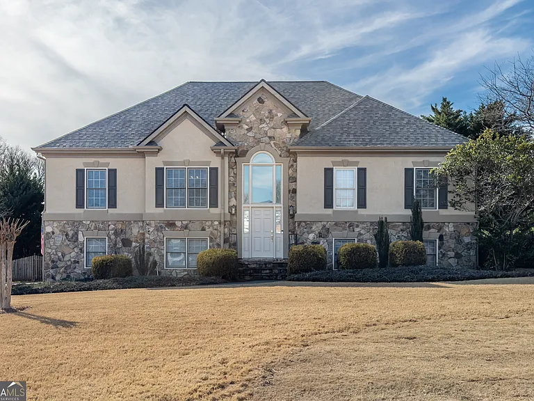 530 Waterford Dr — Photo 32