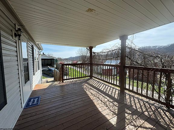 5th image of 111 Brick Hill Rd