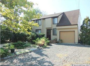12 Drake Way, Toms River, NJ