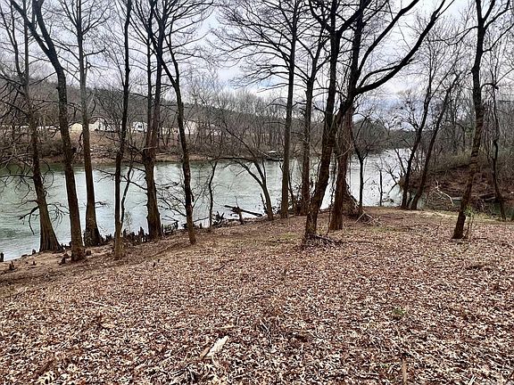 4th image of 11 River Creek Ests