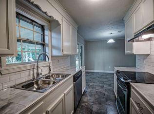 211 Stewart Cir, Pearl, MS 39208