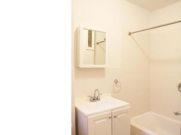 4th image of 408 E 64th St APT 1B