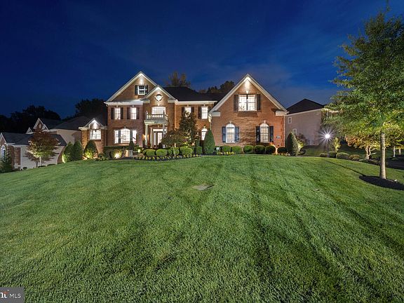 5th image of 14901 Hopedale Ct