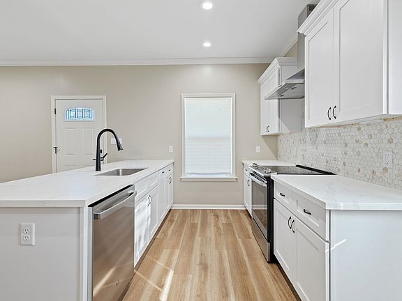 4th image of 1604 McNabb St