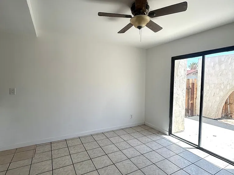 6672 Mesquite Ave — Photo 5