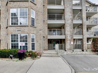 1490 Bishops Gate #107, Oakville, ON L6M4N3