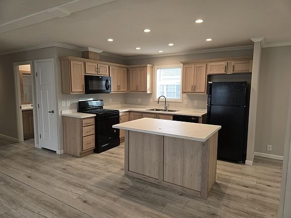 2nd image of 39074 Wyoming Dr #126