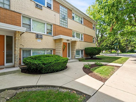 2nd image of 3954 N Pioneer Ave #1