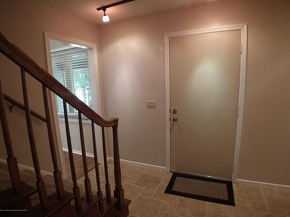 2nd image of 1028 Grenoble Cir #119