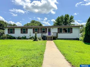 207 E 6th St, Firth, NE 68358