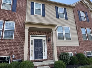 393 Caleb Dr Unit 1, Akron, OH 44321