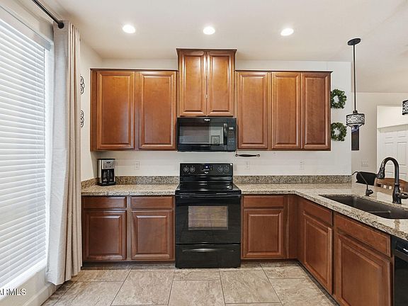 3rd image of 1250 N ABBEY Lane #160
