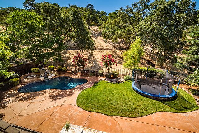 1st image of 3535 Pleasant Creek Dr