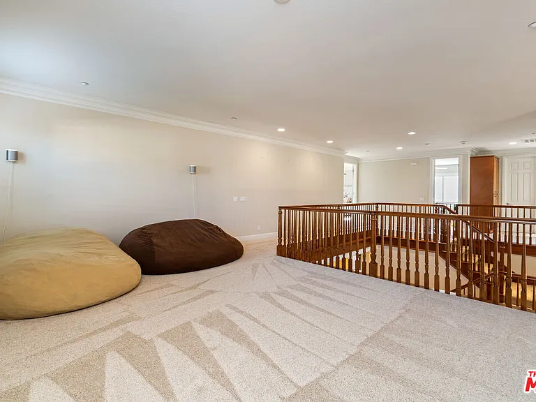 12228 Palmer Dr — Photo 32