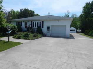 6294 Jane Ln, Cicero, NY 13039