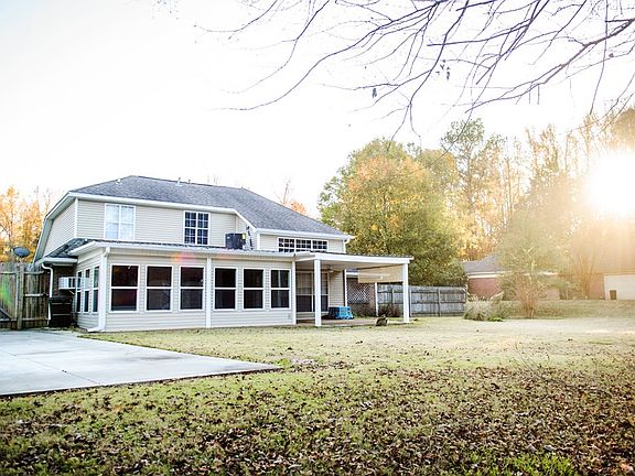 5th image of 532 Wedgewood Dr