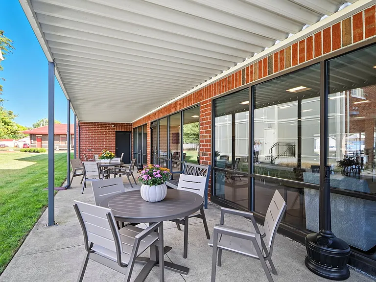 Ken Mar Senior Apartments - 62 & Older — Photo 4