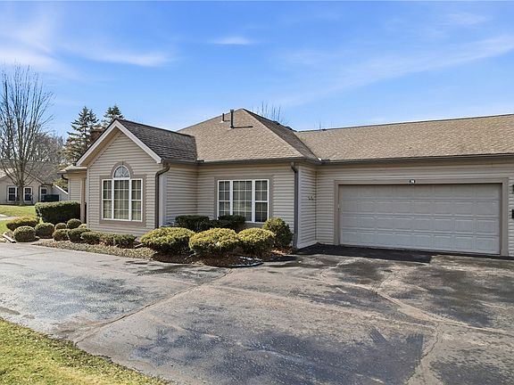 2nd image of 76 Stone Ridge Blvd