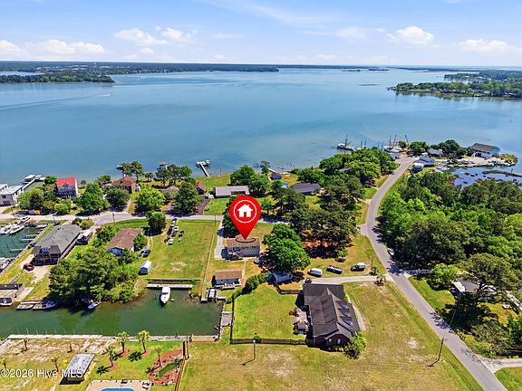 3rd image of 109 Gull Drive