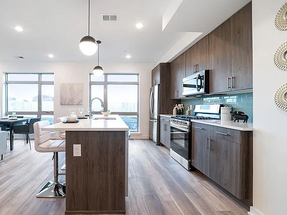 2nd image of 2031 E Lehigh Ave