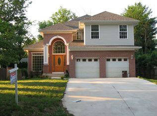 6306 Bells Mill Rd, Bethesda, MD 20817