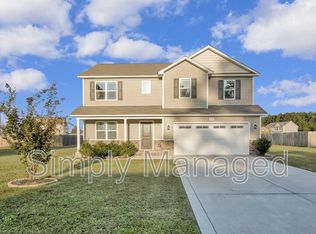40 Harvest Ct, Linden, NC 28356