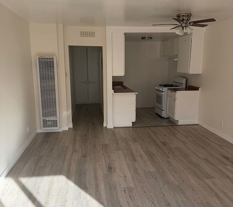 1st image of 19945 Roscoe Blvd #214