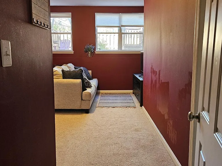21219 Millwood Sq — Photo 15