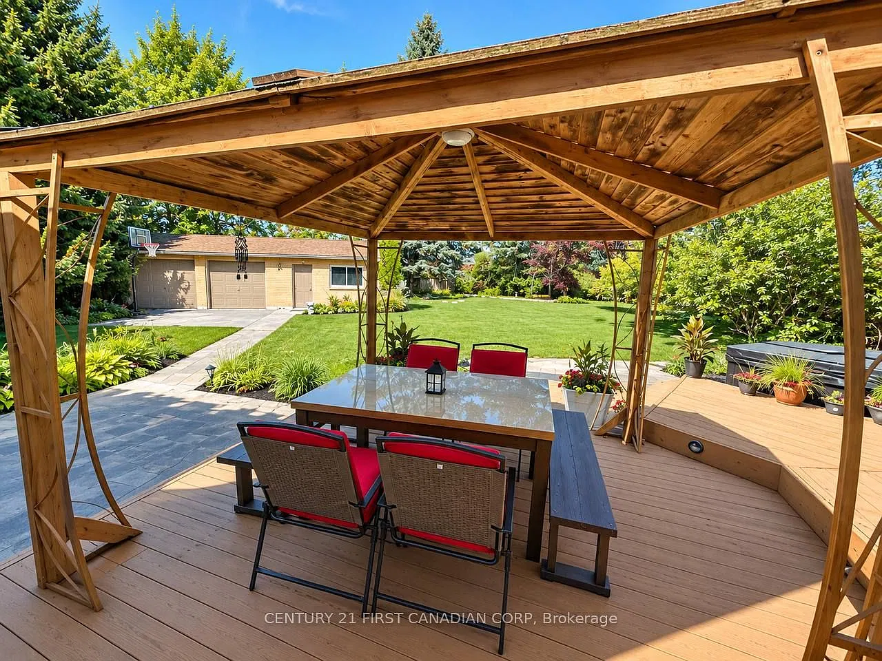 3 bed, $2,000 — Photo 2