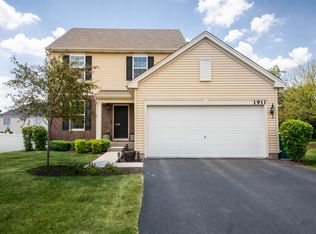 1911 Willoughby Ln, Joliet, IL 60431