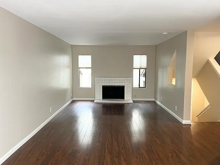 5960 Mission Center Rd #B — Photo 3