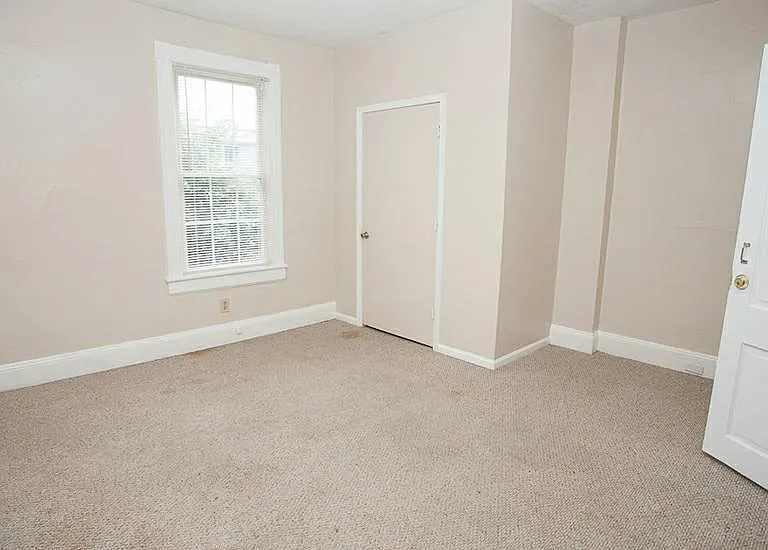 350 Collicello St — Photo 4