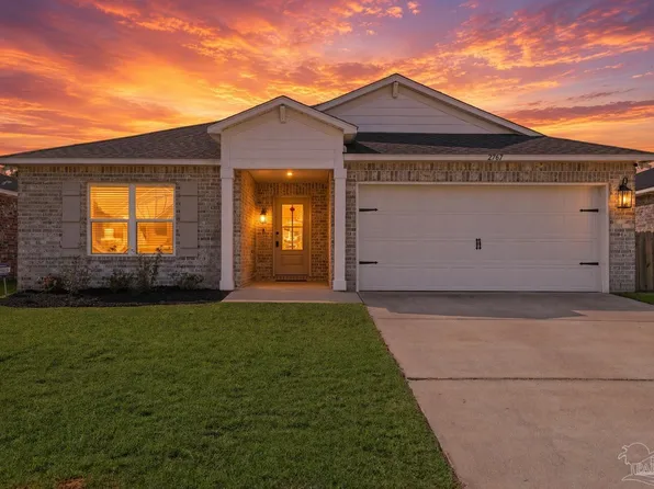 2767 Savannah Michelle Ln, Pensacola, FL 32534