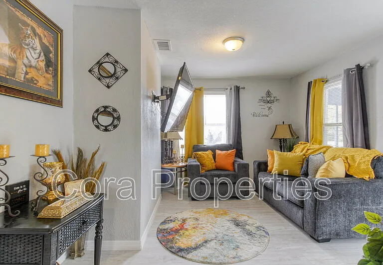 685 Sears Ave NE #4 — Photo 35