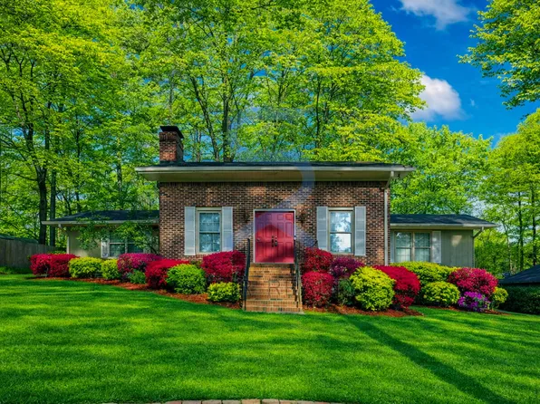 3052 Riviera Dr NE, Conyers, GA 30012