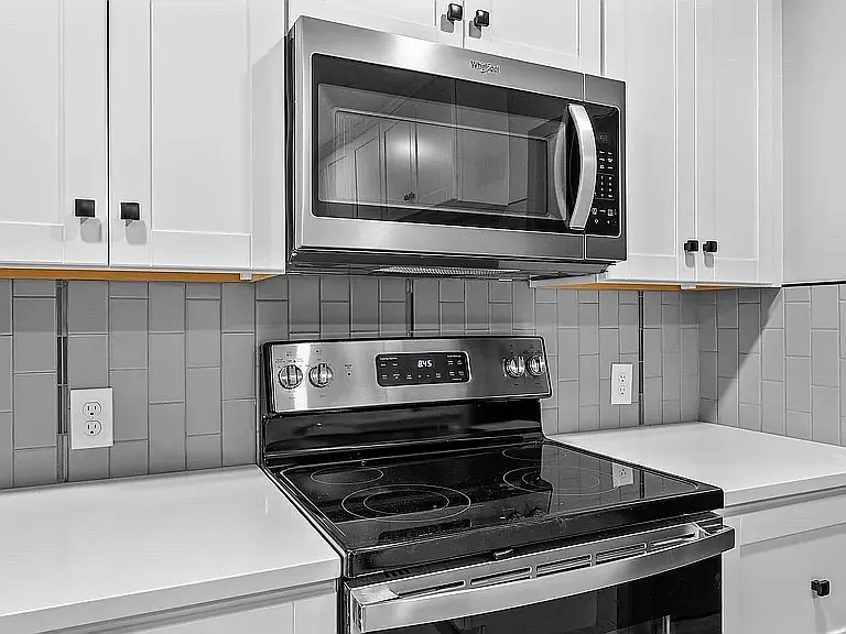 5146 Vincent Ave N #A — Photo 7