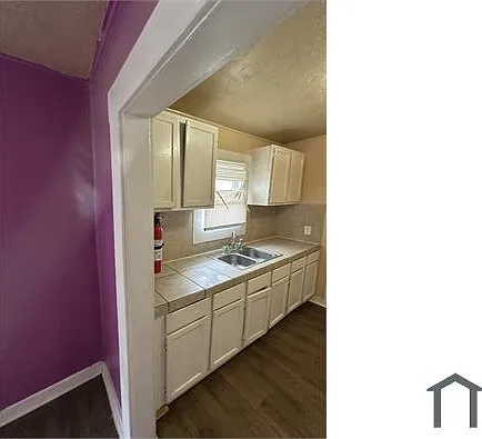 3517 Delano St — Photo 10