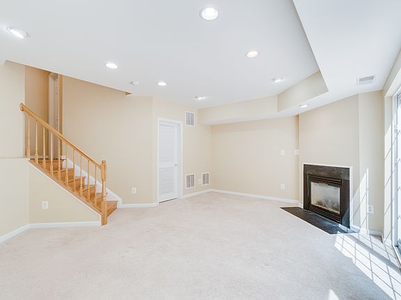 3rd image of 4535 Monmouth St