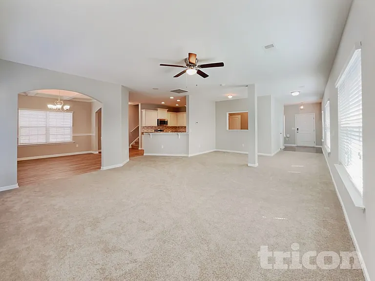 162 Eventine Way — Photo 2