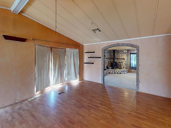 3rd image of 8405 Del Sol Rd SE