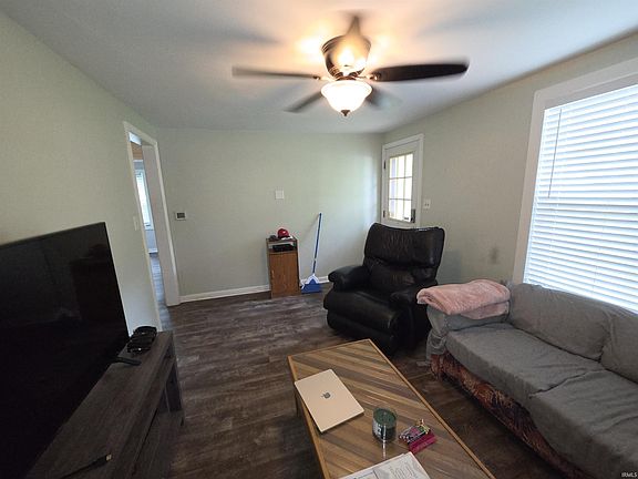 4th image of 55393 Butternut Rd