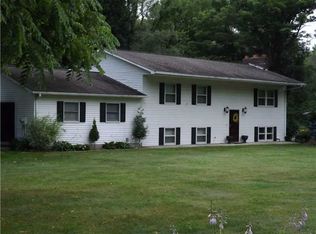 387 Orchard Terrace Dr, New Wilmington, PA 16142