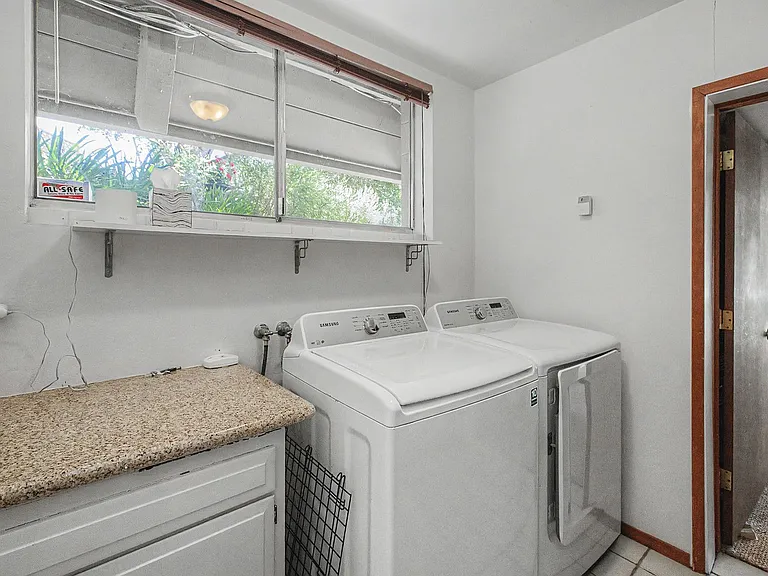 26185 Zdan Rd — Photo 32