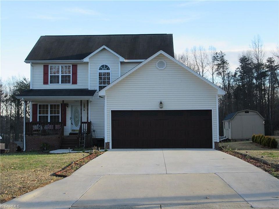 1st image of 3003 Branderwood Dr
