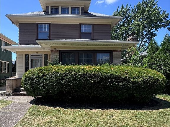 2nd image of 132 Niagara Falls Blvd