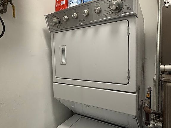 4th image of 1057 W Grand Ave #4M